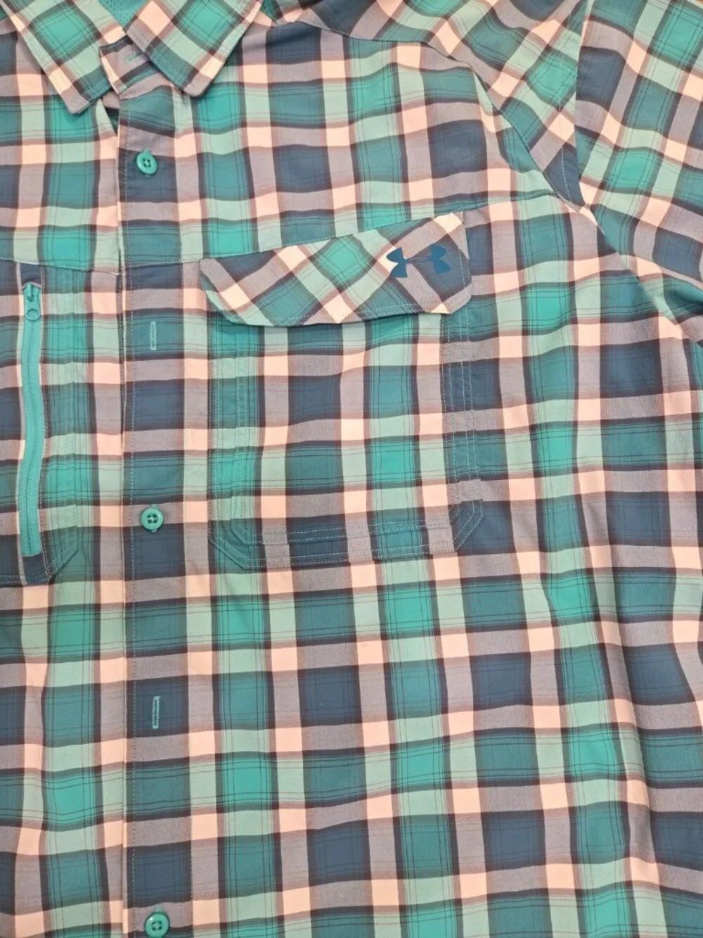 Under Armour Motivate Vented Short Sleeve Men’s Fitted Plaid Button Down - Picture 3 of 12